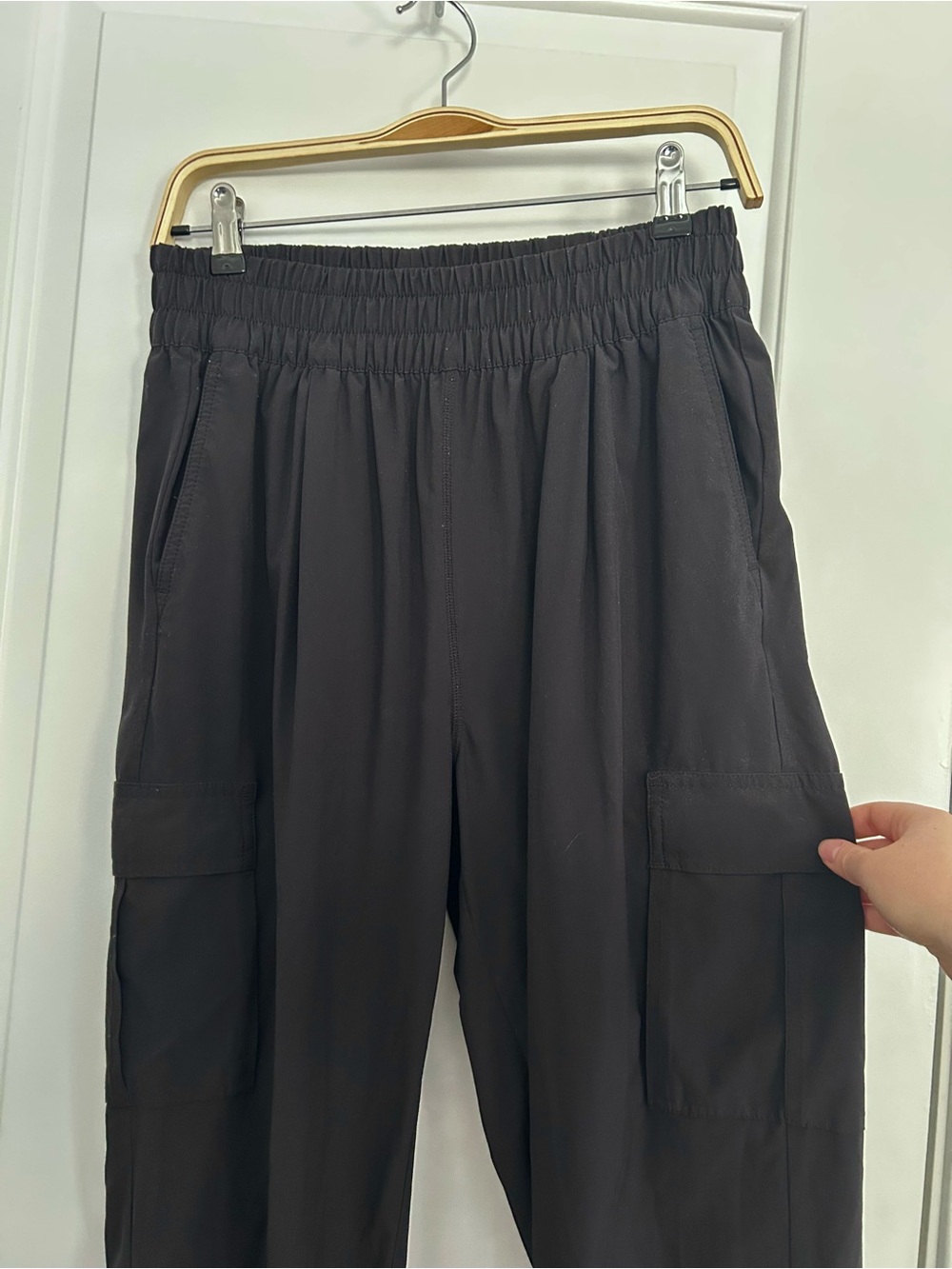 Vuori Gray Athletic Cargo Pocket Joggers - Picture 2 of 6